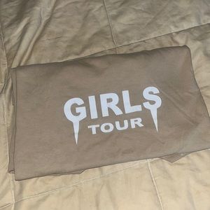 Girls tour oversized t - shirt